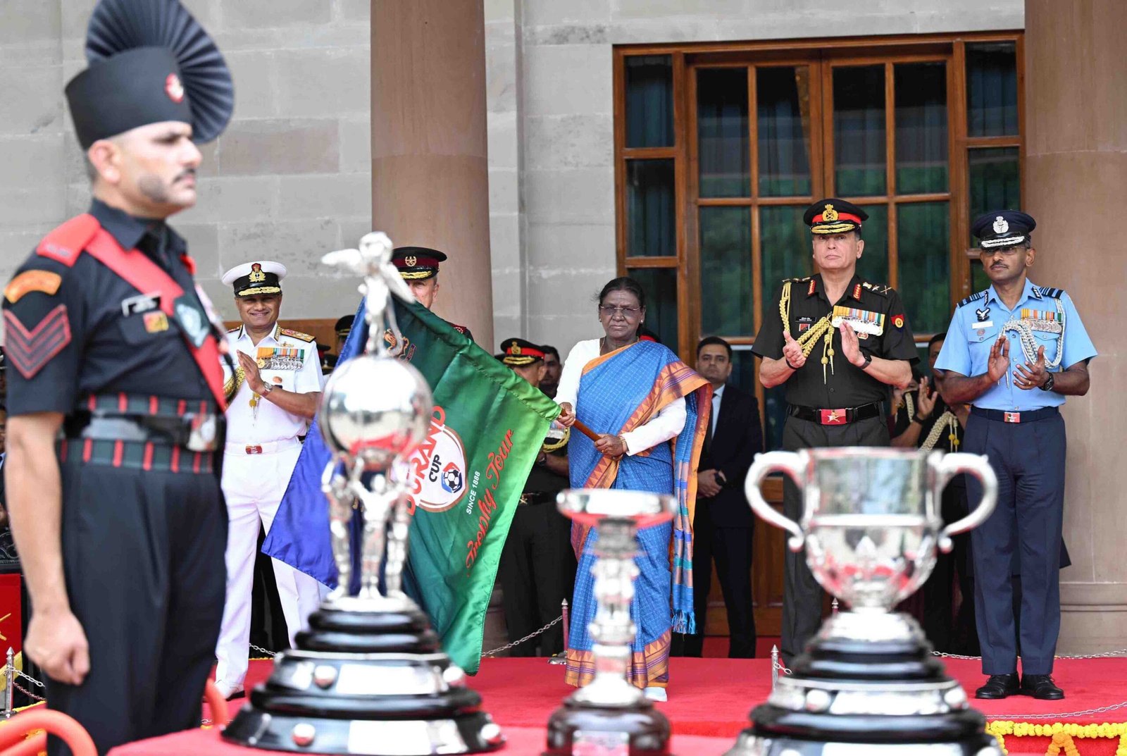 President Droupadi Murmu unveiling the Durand Cup 2026 trophies at Rashtrapati Bhavan
