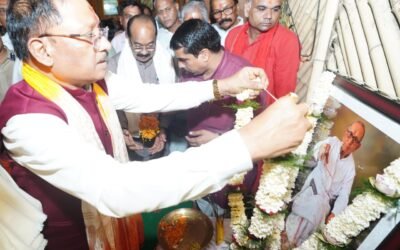 Chhattisgarh CM Vishnu Deo Sai inaugurating Shantaram Smriti Udyan at Madku Dweep in Mungeli