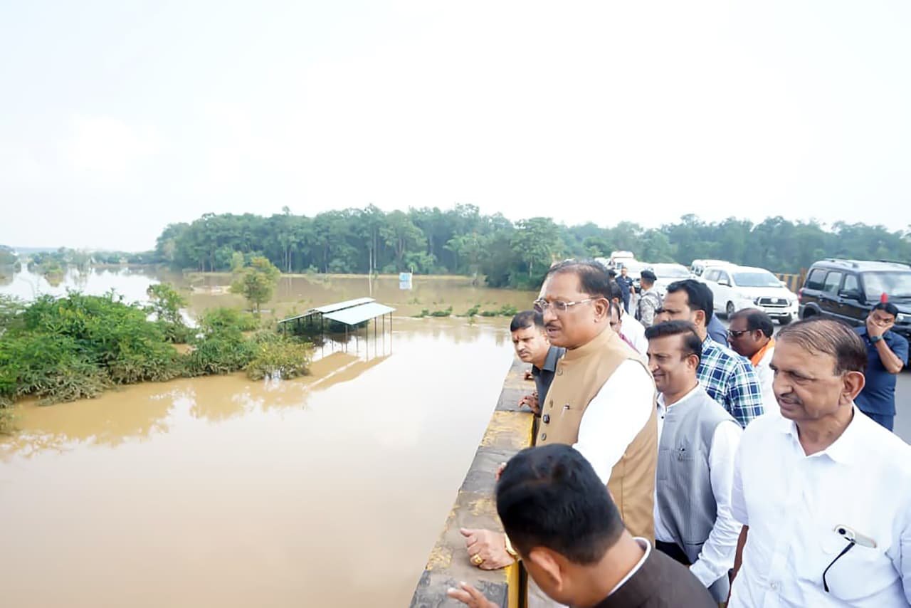 Chhattisgarh CM Vishnu Deo Sai interacting with flood affected families at Dongaghat in Bastar