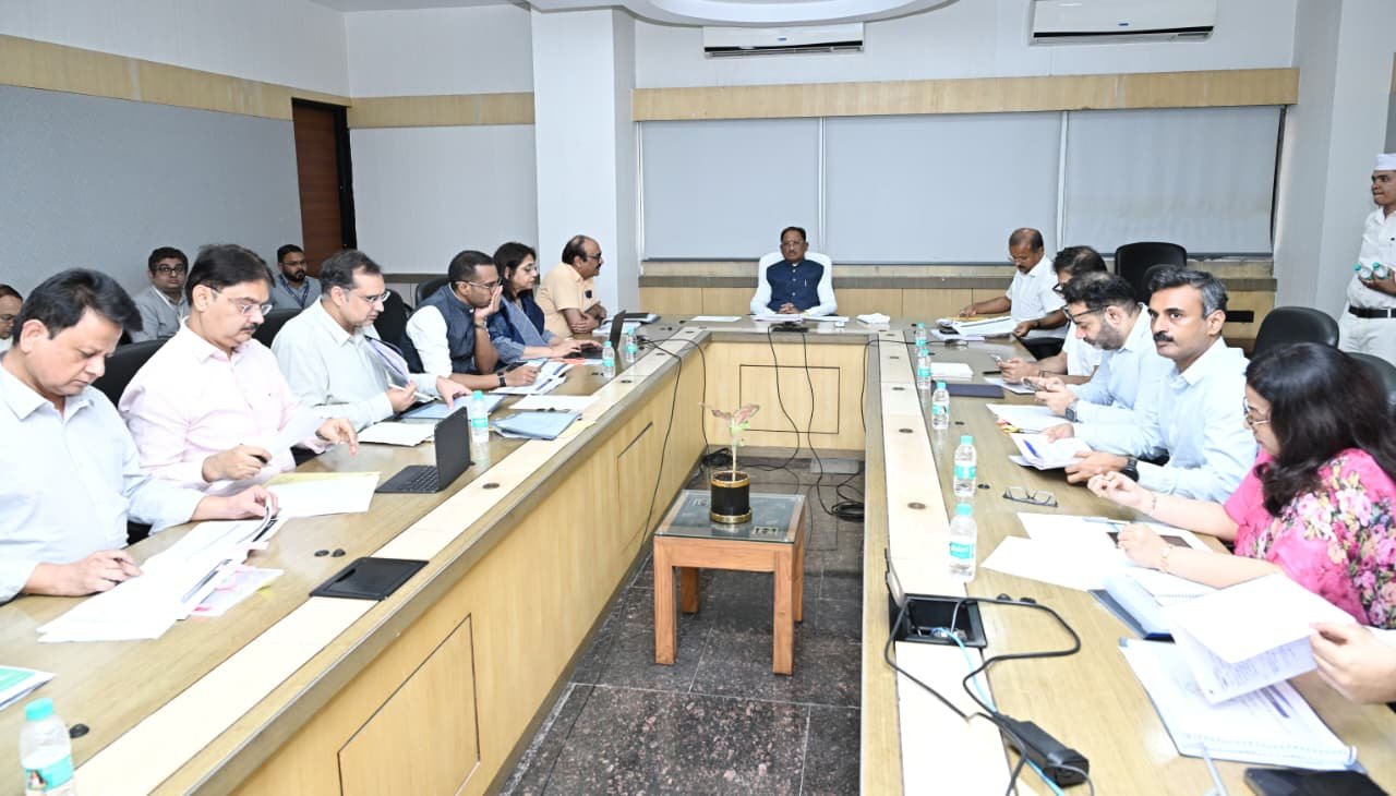 cm vishnu deo sai paras portal review meeting
