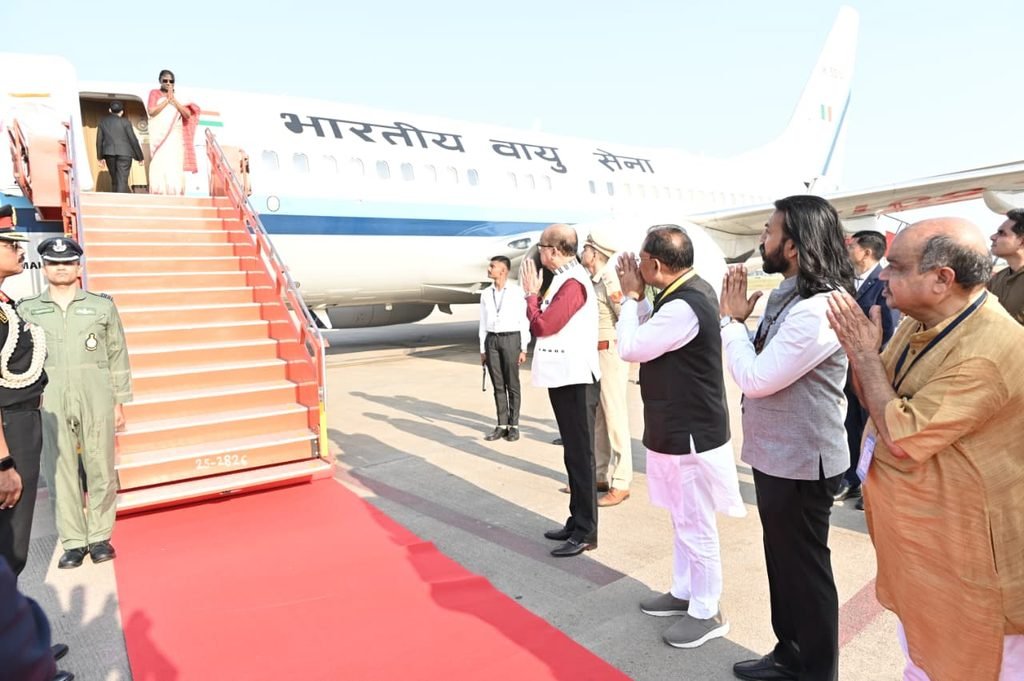 droupadi murmu chhattisgarh visit departure