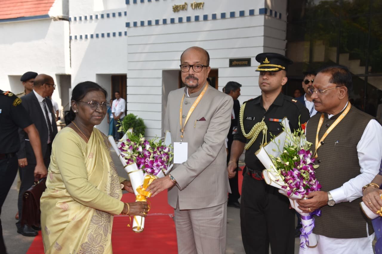 president droupadi murmu lok bhavan welcome raipur 2026